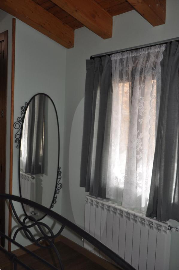 El Rincon Secreto De Gredos Especializada En Celiaquia Y Diabetes Y Jacuzzi Guest House Tormellas Exterior photo